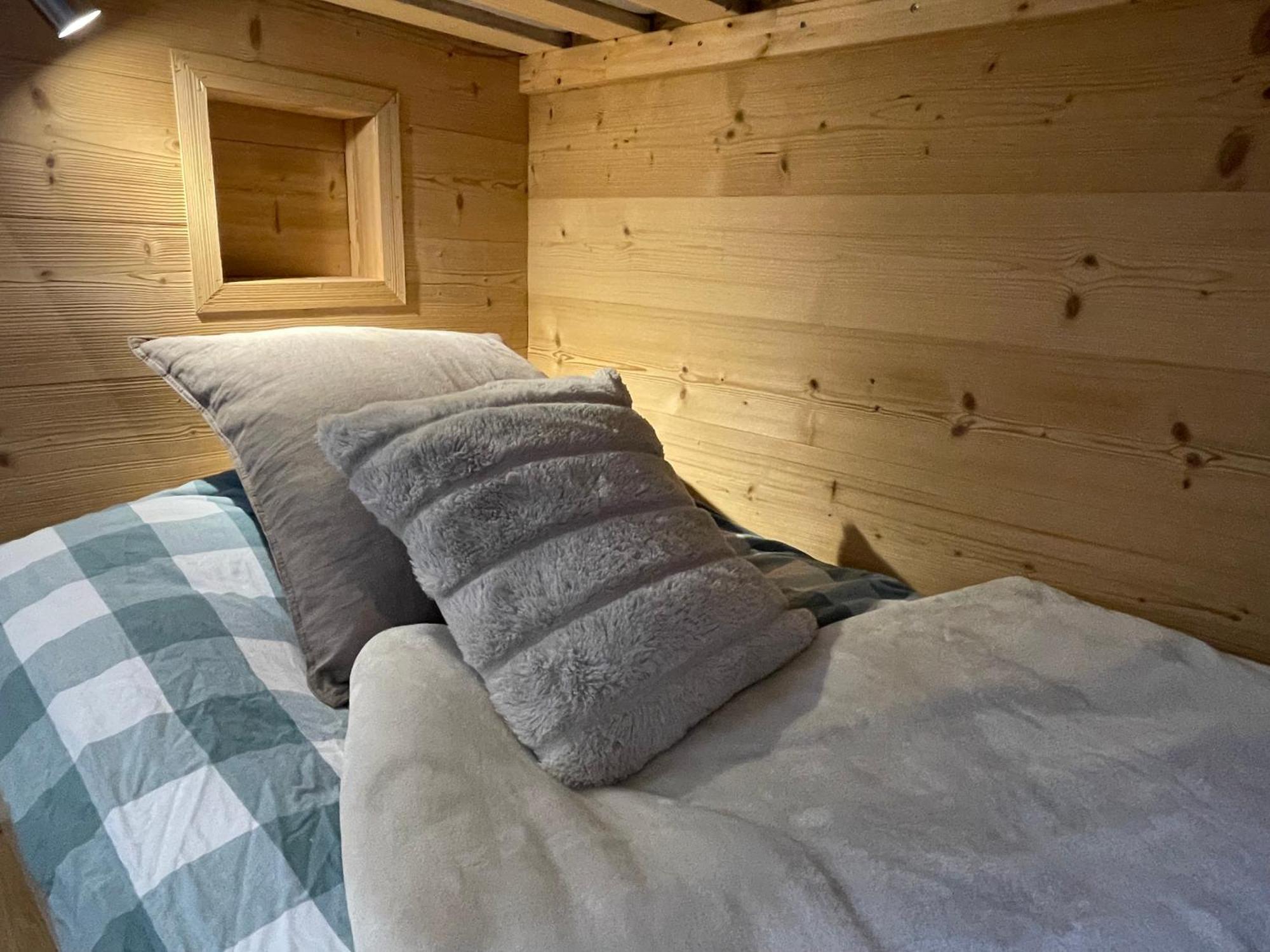 Central Morzine, Spacious 2 Bedroom Family Apartment Exterior foto